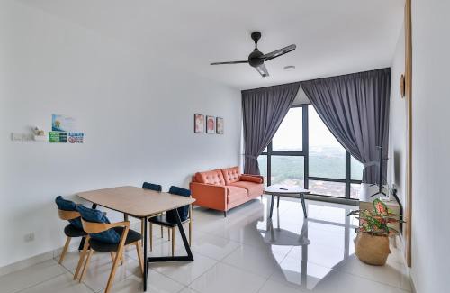 Central District Apartment | Southkey 2BR, 5-7 PAX, WIFI, Mid Valley JB,Free Parking