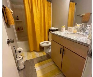 Five Points South Apartment | Southside Mountain Escape