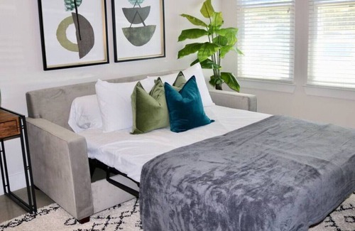 King William Apartment | Southtown Gem | Near Riverwalk | Alamo | Pearl