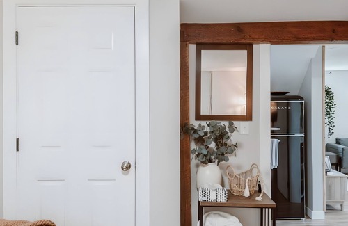 Corvallis House | Southtown Stylin: Modern, Chic, Central Location!