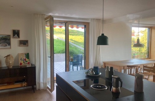 Murnau am Staffelsee House | Southward 2.0 house on a slope with a wide view