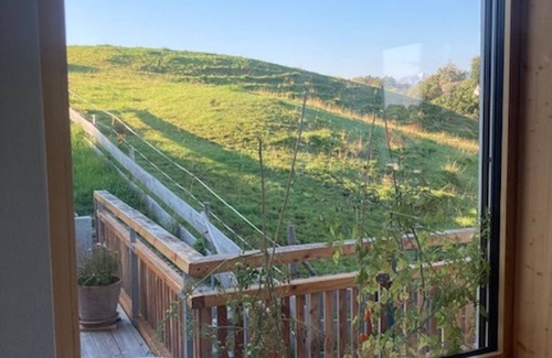 Murnau am Staffelsee House | Southward 2.0 house on a slope with a wide view