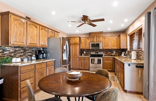 Golden Springs House | Southwest Villa 3/2 w/pool and spa near Golf/hiking
