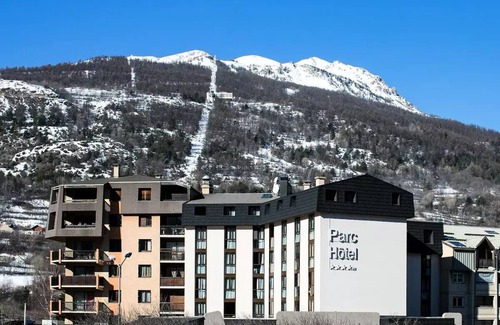 Briancon Apartment | SOWELL HOTELS Le Parc & SPA* - Junior Suite