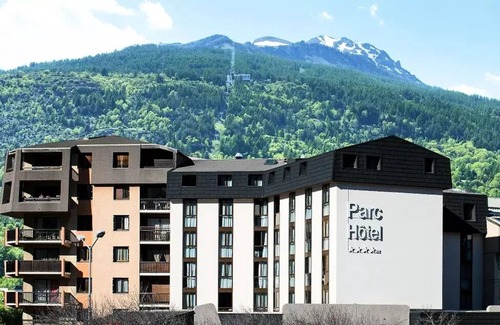 Briancon Apartment | SOWELL HOTELS Le Parc & SPA* - Junior Suite