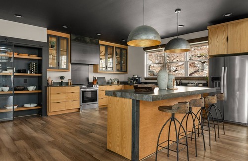 Marshall House | Spa H/T Sauna Float Tank Buffalo River