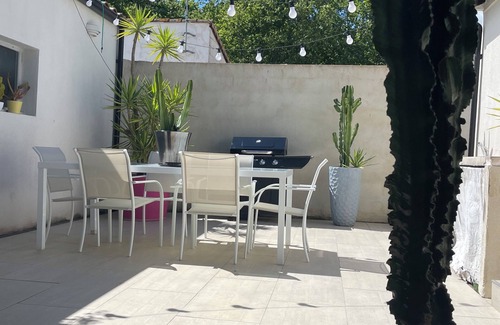 Bouillargues House | Spa villa relaxation