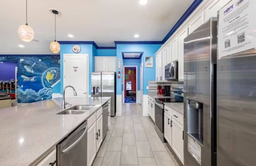 Kissimmee House | SPACE - WONDER - SPORTS - SAFARI QUADRUPLE LISTING, sleeps 156