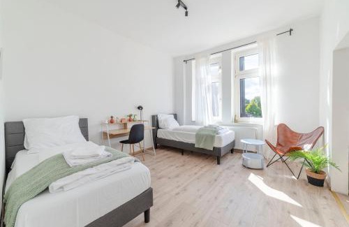 Haus Weitmar Apartment | SpaceStays Apartment For 4