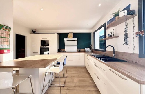 Ploemeur House | Spacieuse maison - Jardin - 5min des plages