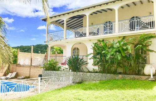 Bas Vent Villa | Spacieuse villa à Deshaies avec piscine privée