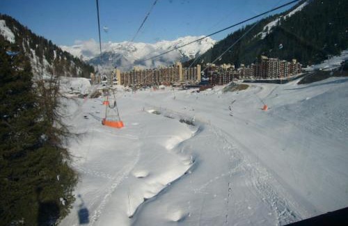 Macot-la-Plagne Apartment | Spacieux appart rénové, 3 pièces + cabine, proche pistes, 8 pers, animaux admis - FR-1-181-1913