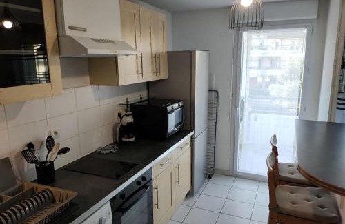 Fenouillet Apartment | Spacieux et joli appartement de 2 à 4 personnes Parking Wifi