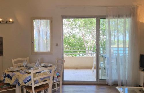Cap d'Agde Apartment | Spacieux Studio-Cabine avec Mezzanine, Terrasse et Piscine Commune - Cap d'Agde - FR-1-249-395