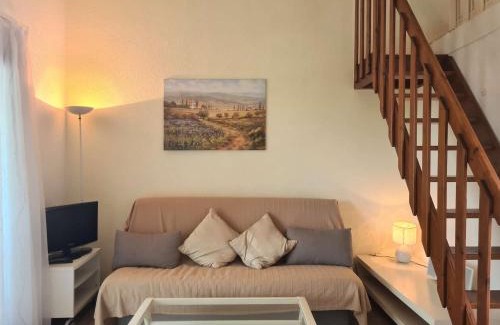 Cap d'Agde Apartment | Spacieux Studio-Cabine avec Mezzanine, Terrasse et Piscine Commune - Cap d'Agde - FR-1-249-395