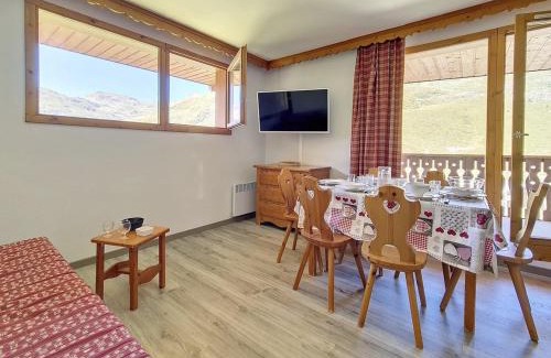 Les Bruyeres Apartment | Spacieux T3 aux pieds des pistes avec balcon ouest – 6 couchages - FR-1-344-1011