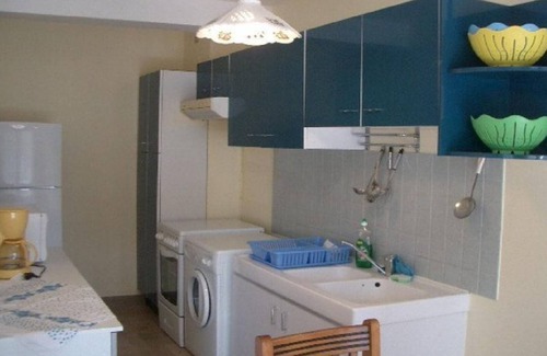 Amelie-les-Bains-Palalda Apartment | Spacious 2-Bedroom Apartment with Terrace, Parking, and WiFi near Amélie-les-Bains Baths