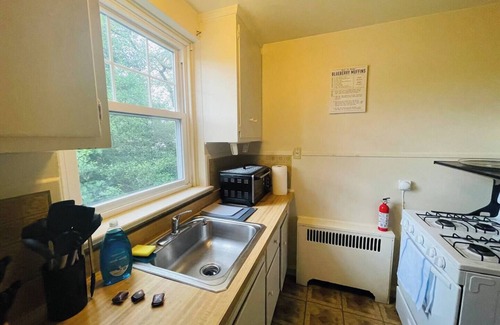 Cheltenham Apartment | Spacious 1BR Near Philly | Quiet, Comfy, Free Parking, Text us for Discount