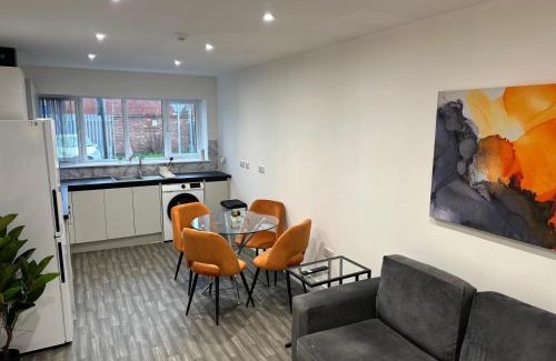Long Eaton Apartment | Spacious 2-Bed Flat with Free Parking Near Nottingham!