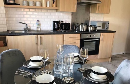 Stoke-on-Trent Apartment | Spacious 2 Bedroom Flat with Private Parking