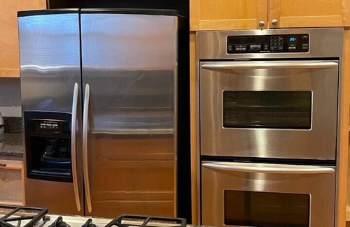 Grand Boulevard Condo | Spacious 2 bedroom 2 bath 10 Minutes to Down Town