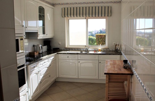 Atalaia Apartment | Spacious 2 Bedroom ground floor apartment with communal Pool