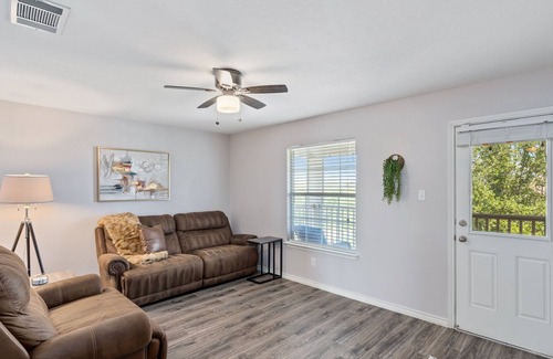 Manor House | Spacious 2-story Home, King Bed, wi-fi, 2-Car Garage