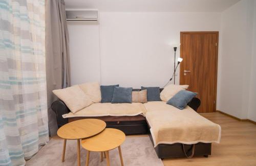 Burgas Apartment | Spacious 2BD Apartment - Walk to City Center and free Parking by Flat Mаnager