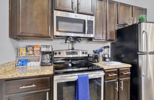 Ocoee Apartment | Spacious 2BDR Oasis w Resort Style Pool