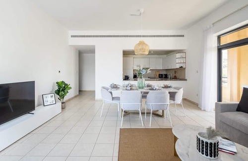The Greens Apartment | Spacious 2BR Apt in The Greens!