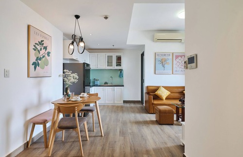 Thao Dien Apartment | Spacious 2BR Apt w/Lanmark 81 View 5mins to Metro station