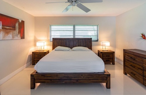 Palmetto Bay House | Spacious 3 Bed/2.5Bath Miami Home w/ pool!