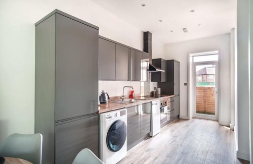 Crosby Apartment | Spacious 3 Bed Apartment in Waterloo Liverpool