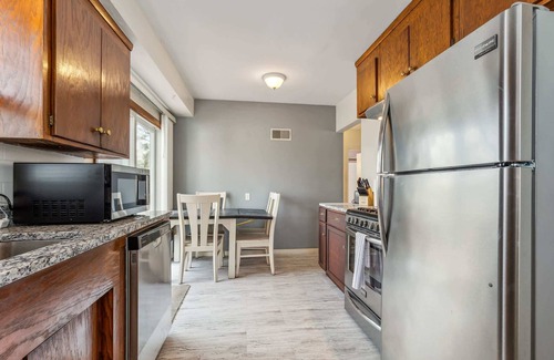 Crystal Apartment | Spacious 3-Bed Loft Home, Private Deck & Fire Pit