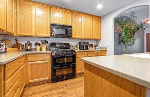 Placerville House | Spacious 3-bedroom house w/AC, WiFi, Sauna, Fenced Yard, Billiards, & Theater