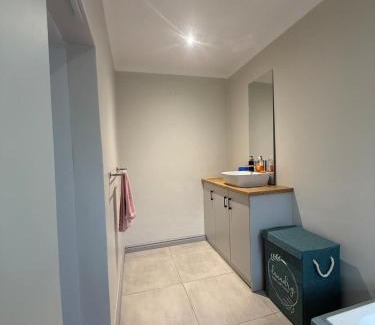 Ottery House | Spacious 3 Bedroom 2 Bathroom