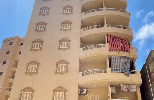 Marsa Matruh Apartment | Spacious 3-bedroom apartment in phenomenal Marsa Matruh with WiFi