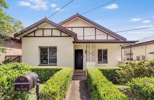 Concord House | Spacious 3-Bedroom Family Home in Concord's Heart!