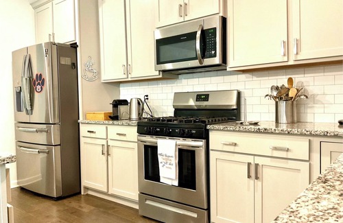 Auburn House | Spacious 3-bedroom House in Auburn, ready for GAMEDAY