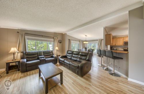 East Kootenay Cabin | Spacious 3-Bedroom Trailer Home in Fernie