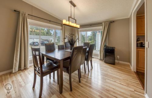 East Kootenay Cabin | Spacious 3-Bedroom Trailer Home in Fernie