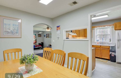 Little River House | Spacious 3 bedroom house in Little River. WiFi, AC, pool near Cherry Grove beach