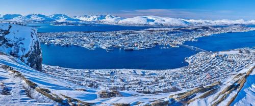 Tromso Apartment | Spacious 3 bedroom with view