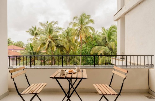 Candolim Apartment | Spacious 3-br Apartment With Pool in Candolim