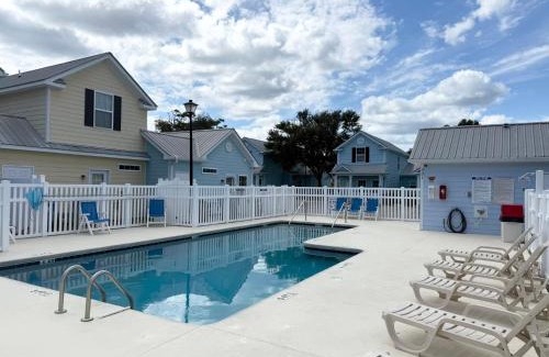 Myrtle Beach House | Spacious 3-BR Cottage, 2 Blocks To Beach