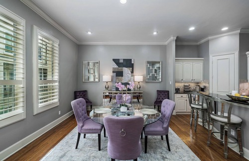 Oak Lawn House | Spacious 3 lvl DallasTownhouse close to Uptown, Downtown, Highland Park, SMU