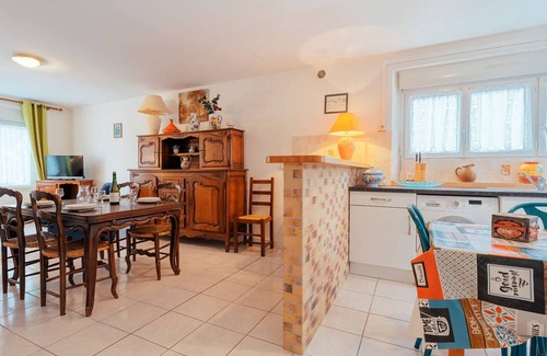 Carnac Apartment | Spacious 3-Room Apartment in Carnac – Close to Beach & Town, Perfect for Families