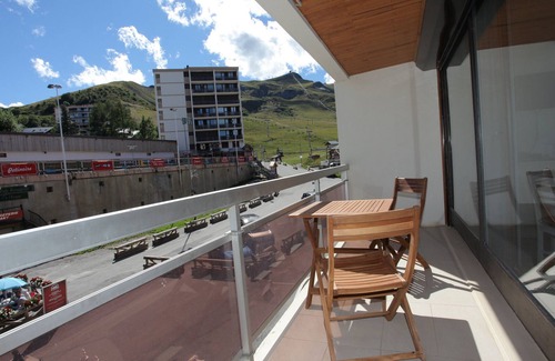 La Toussuire Apartment | Spacious 3-star apt, 2BR, balcony, near slopes, heart of La Toussuire