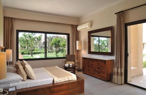 Makadi Bay Resort | Spacious 3BR Suite with Garden View l Pool Lounging, Spa Treats & Active Fun