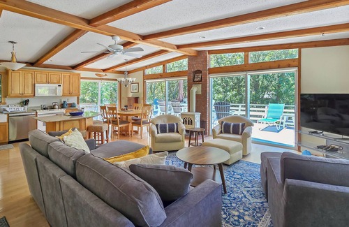 Truro House | Spacious 3BD-Near Ocean Beaches, Private Setting, Enclosed Outdoor Shower, Large Deck & A/C